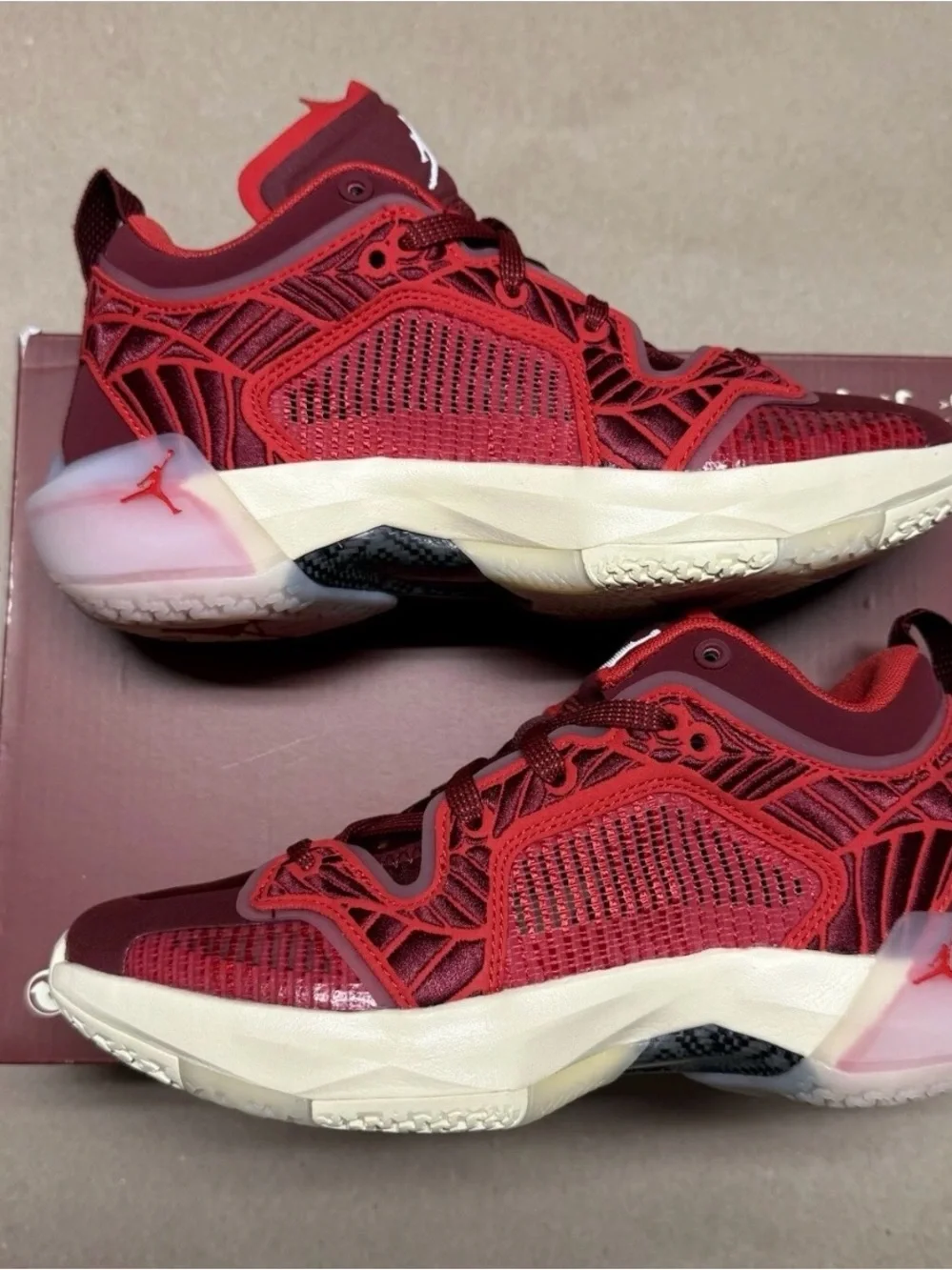 Nike Air Jordan 37 Low Lift Up Women’s size 5.5 Basketball Shoes NEW!